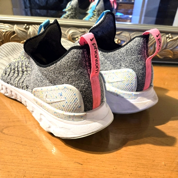 Nike ReAct walking/city shoes - Picture 5 of 14